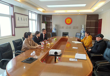 Judges from Yanjin county court